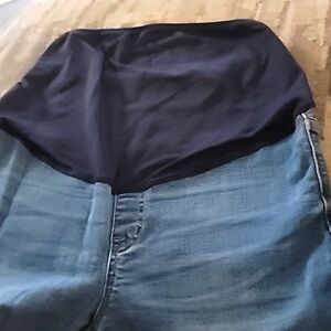 Maternity jeans cropped